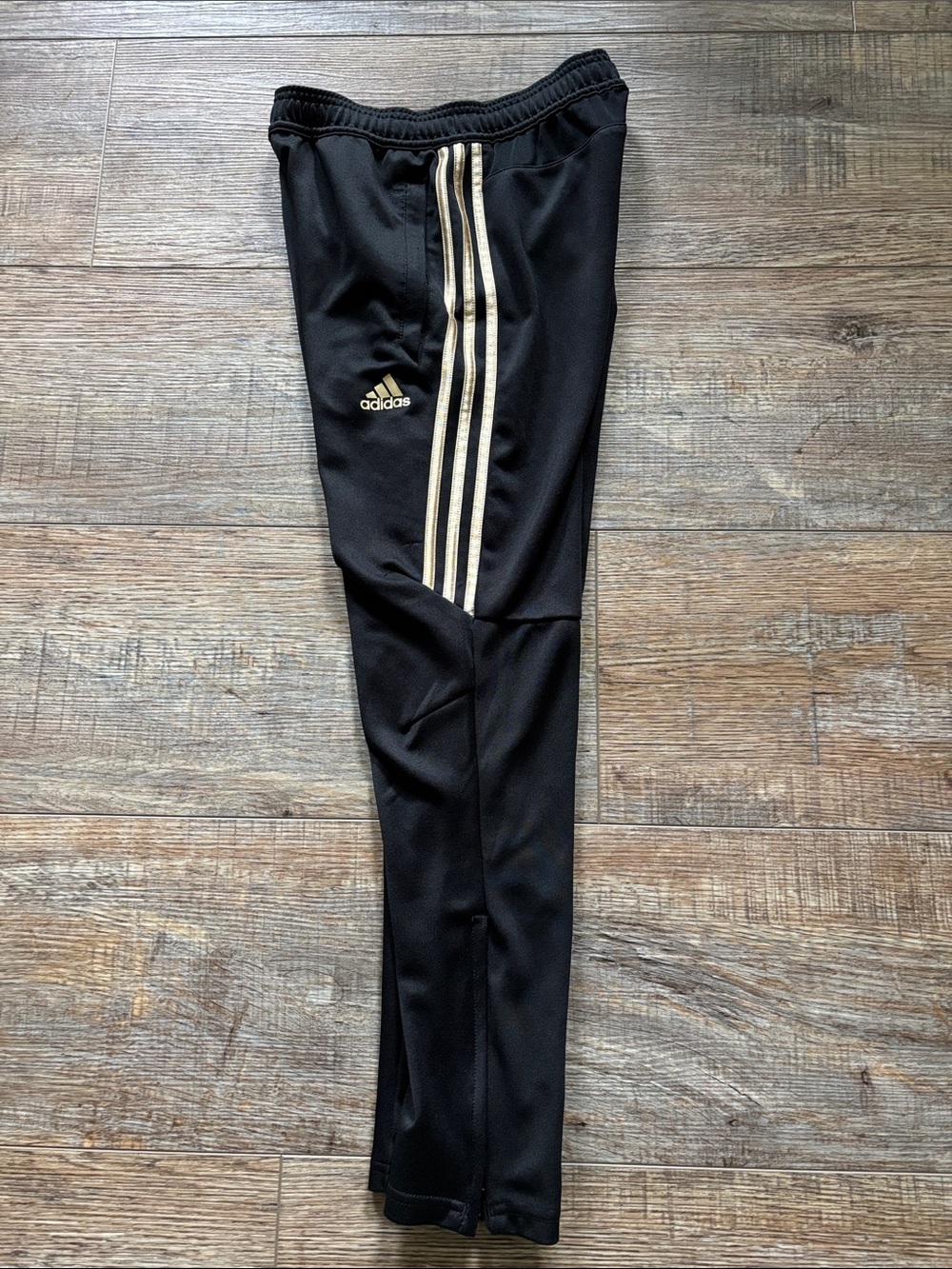Boys adidas tiro pants, size M 11-12Y